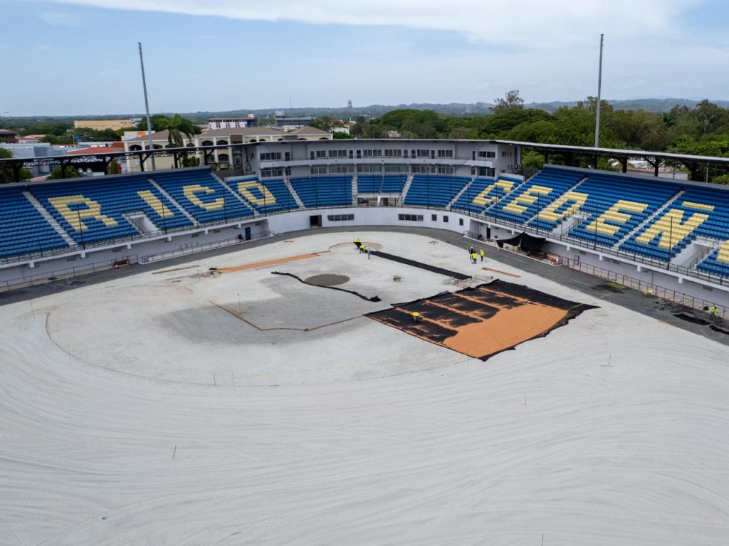Se mantienen los trabajos en el estadio Rico Cedeño en Chitré