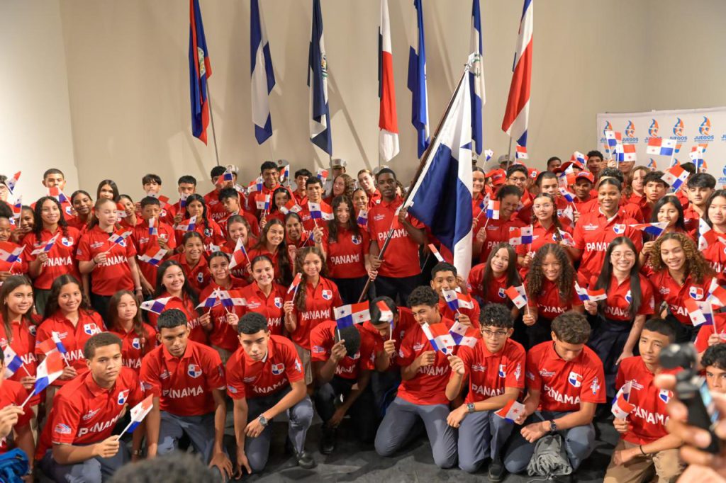 Con el sueño del oro, 386 atletas panameños viajan a los Codicader